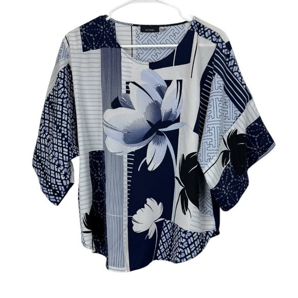 Natori Size Medium Oversized Lounge Top Blouse Blue White Floral Mixed Print - Picture 1 of 6